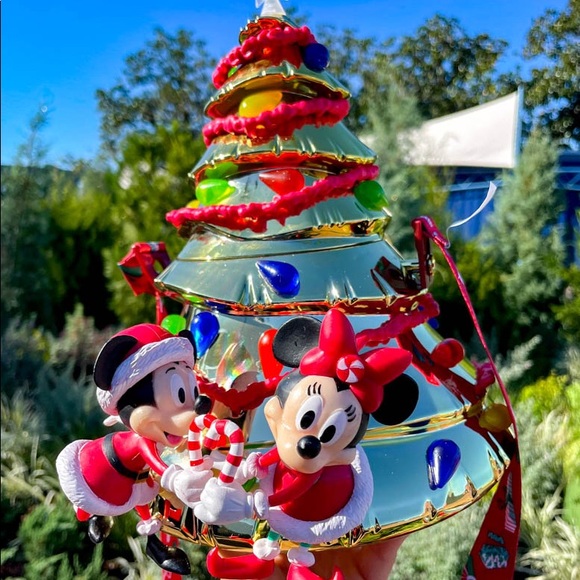 Disney Christmas Tree Popcorn Bucket 2021 - Picture 1 of 4